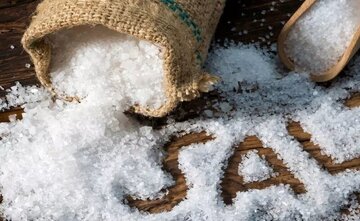 خطرات ناشی از مصرف بیش از اندازه نمک خطرات ناشی از مصرف بیش از اندازه نمک