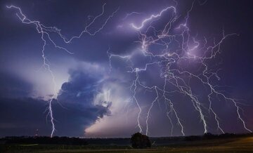 رعدوبرق در این شهر یک فوتی و ۴ مصدوم برجای گذاشت