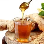 آیا حل کردن عسل در چای داغ باعث تولید سم می‌شود؟