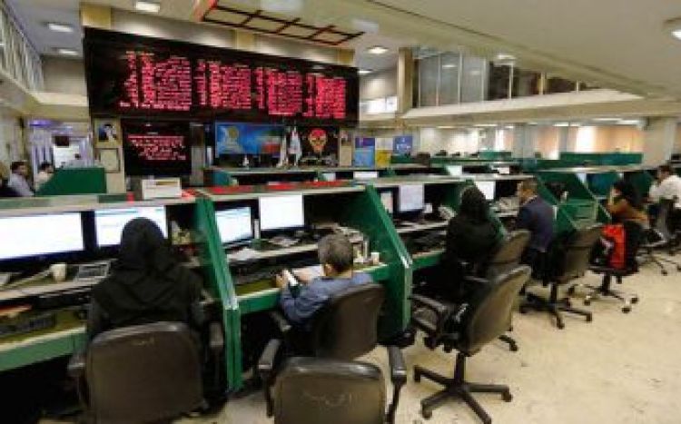 سقوط ۵۸ هزار واحدی شاخص بورس/ خروج ۲.۵ همت پول حقیقی از بازار سقوط ۵۸ هزار واحدی شاخص بورس/ خروج ۲.۵ همت پول حقیقی از بازار
