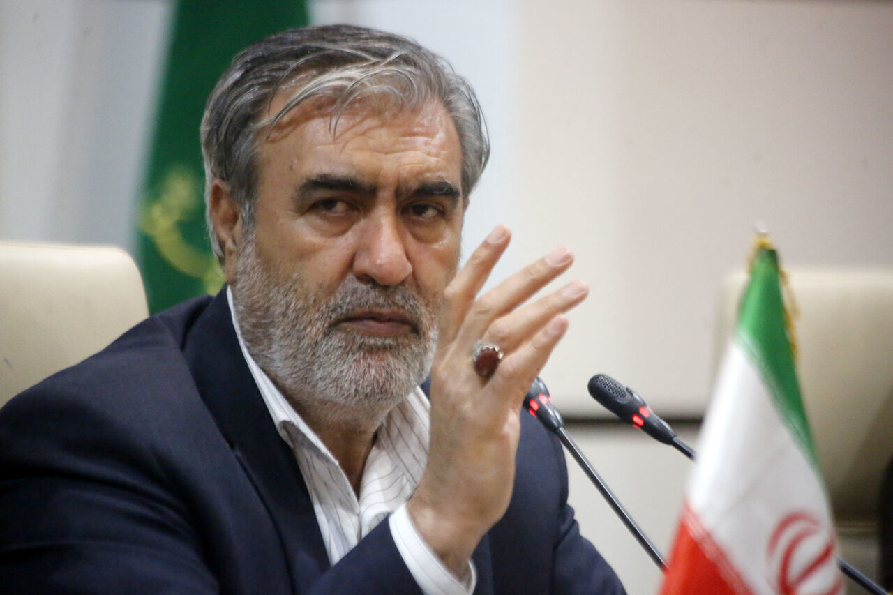 رئیس کمیسیون امنیت ملی: اصل غنی سازی قابل مذاکره نیست