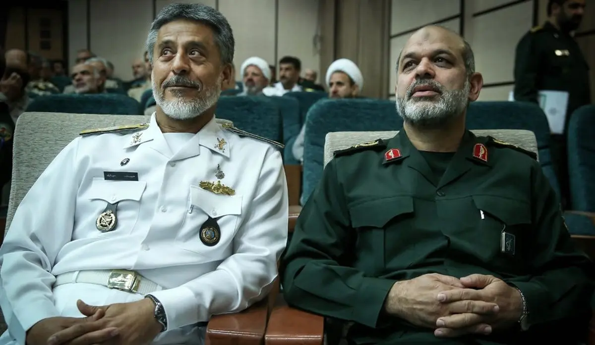 انتصاب فرماندهان جدید سپاه و ستادکل نیروهای مسلح / امیر حبیب الله سیاری و احمد وحیدی از رهبر انقلاب حکم گرفتند