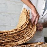 این‌گونه قیمت نان سنگگ ۴ برابر شد / ماجرا گرانی قیمت نان چیست؟