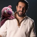 جناب خان هر شب پخش می‌شود