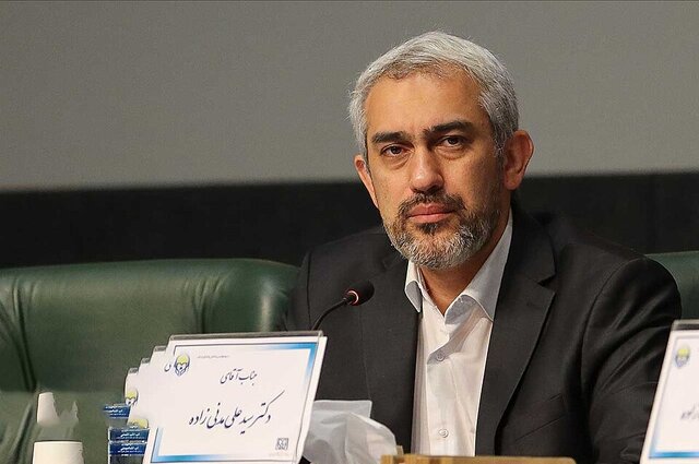 مدنیزاده به عنوان وزیر پیشنهادی اقتصاد به مجلس معرفی شد مدنیزاده به عنوان وزیر پیشنهادی اقتصاد به مجلس معرفی شد