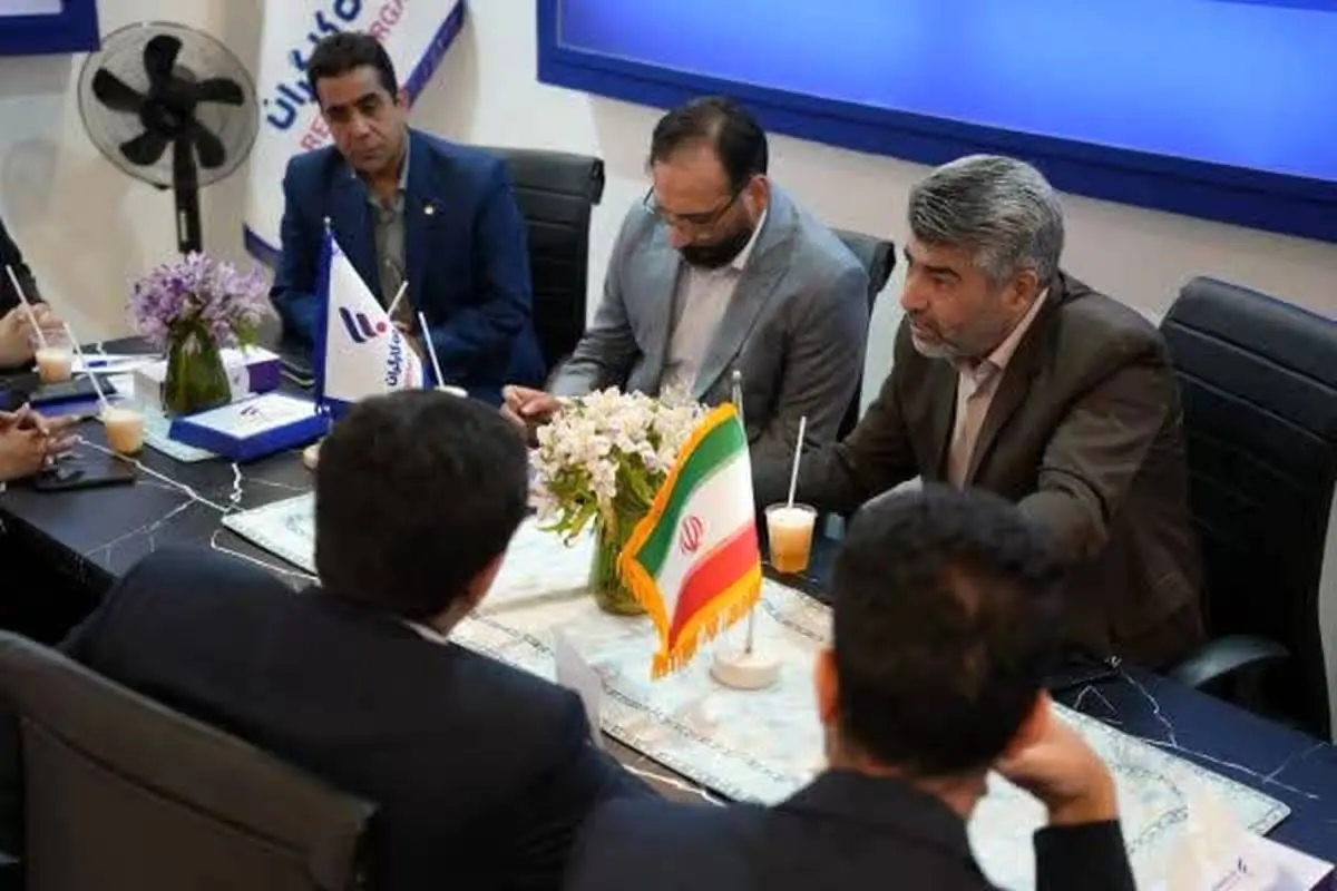 امضای تفاهمنامه همکاری مشترک بین بیمه آرمان و بانک رفاه کارگران امضای تفاهمنامه همکاری مشترک بین بیمه آرمان و بانک رفاه کارگران