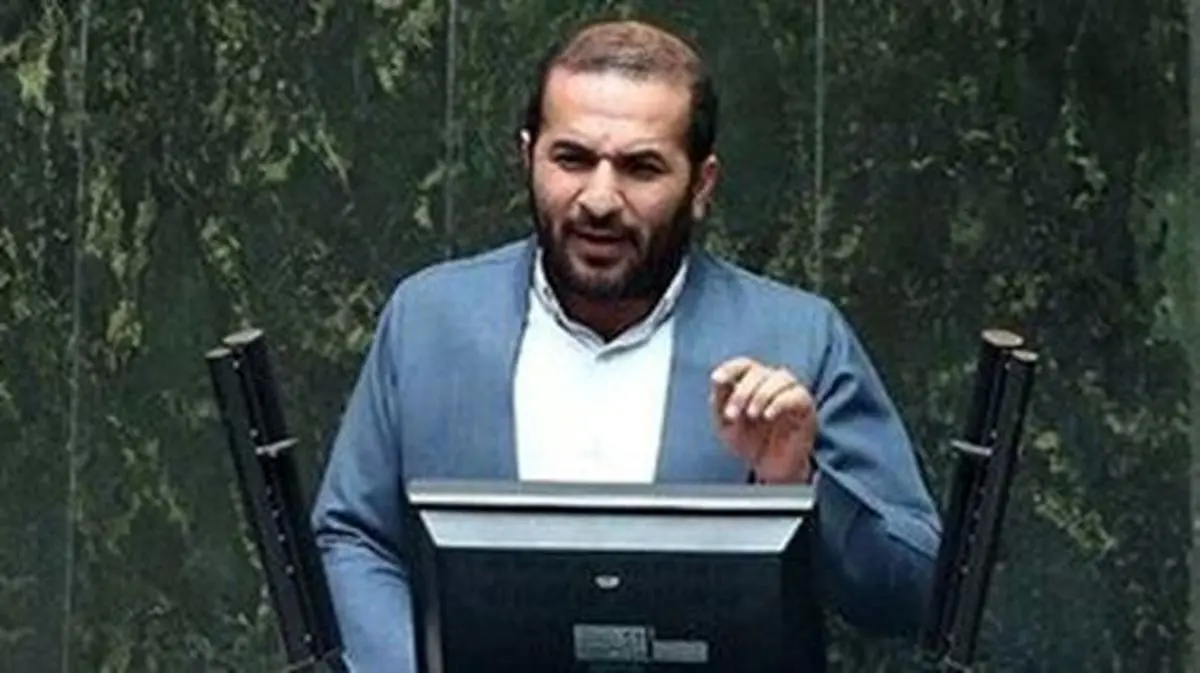 آقای رئیس‌جمهور! شما را سرگرم سفرها و همایش‌ها کرده‌اند/ عدالت تنها با اجرا معنا دارد