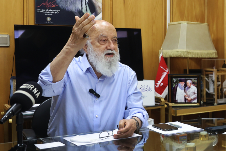 چمران: خرید ۲۵۰۰ دستگاه اتوبوس برای تهران/کمبود واگن مترو جدی است چمران: خرید ۲۵۰۰ دستگاه اتوبوس برای تهران/کمبود واگن مترو جدی است