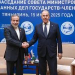 لاوروف بر حل‌ موضوع هسته‌ای ایران از طریق دیپلماتیک تأکید کرد