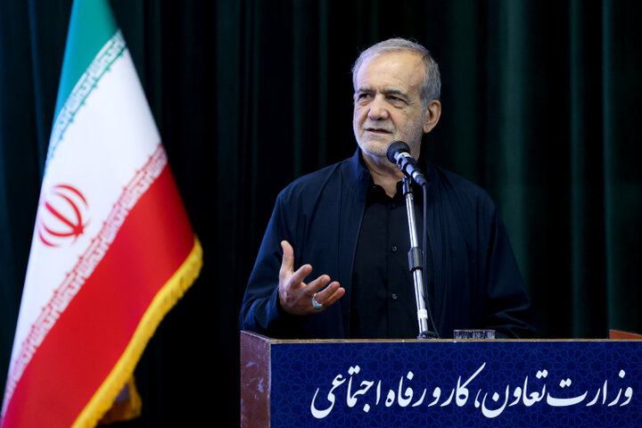 پزشکیان: وحدت و انسجام ملی، پاسخ قاطع ایران به توطئه‌های دشمن است