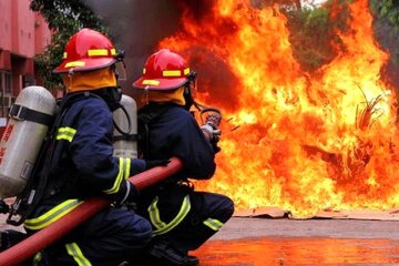 آتش سوزی مرگبار یک واحد مسکونی در تهران آتش سوزی مرگبار یک واحد مسکونی در تهران