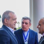 پزشکیان:توجه به همسایگان اصل محوری سیاست خارجی ایران است/حمایت شریف ازبرنامه هسته‌ای ایران