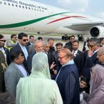 رئیس جمهوری اسلامی ایران با استقبال «نواز شریف» وارد لاهور شد