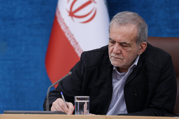 پزشکیان: برادری بین کشورهای اسلامی فراتر از مناسبات سیاسی است