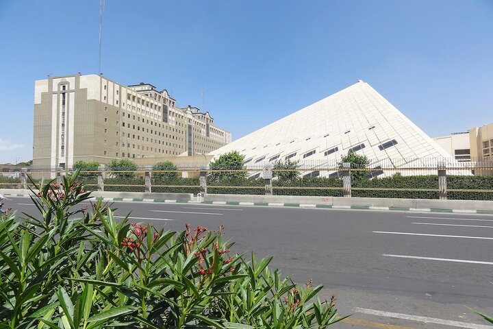 مدنی زاده و ظفرقندی به کمیسیون های مجلس می روند مدنی زاده و ظفرقندی به کمیسیون های مجلس می روند