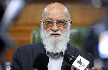 چمران: تأسیسات چراغ‌های راهنمایی را می‌دزدند/ بزرگراه همت دو طبقه می‌شود؟