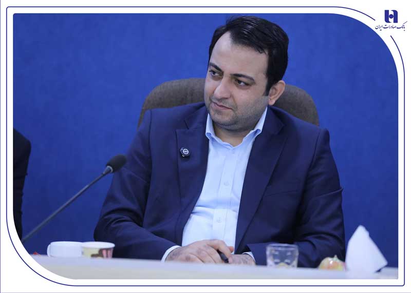 فرهنگ ایثار، سرمایهای برای خدمت صادقانه به مردم است فرهنگ ایثار، سرمایهای برای خدمت صادقانه به مردم است