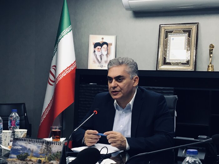 ارز دولتی فقط برای کالاهای اساسی/ بانک مرکزی از قیمت گذاری بپرهیزد ارز دولتی فقط برای کالاهای اساسی/ بانک مرکزی از قیمت گذاری بپرهیزد