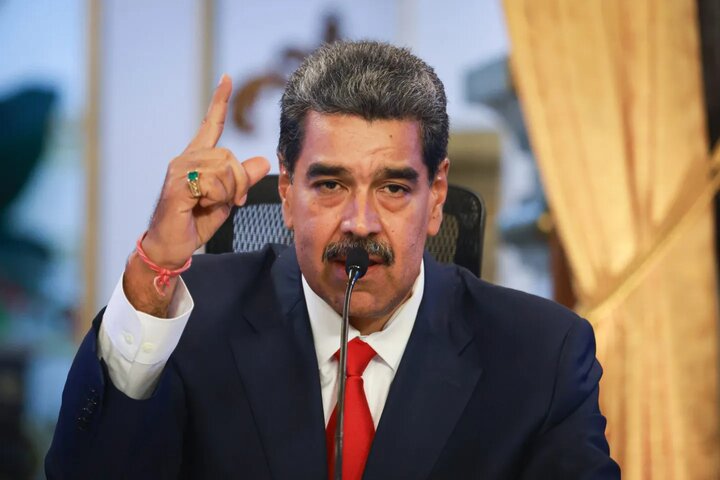 مادورو، ترامپ را به تلاش برای «تغییر رژیم» در ونزوئلا متهم کرد مادورو، ترامپ را به تلاش برای «تغییر رژیم» در ونزوئلا متهم کرد