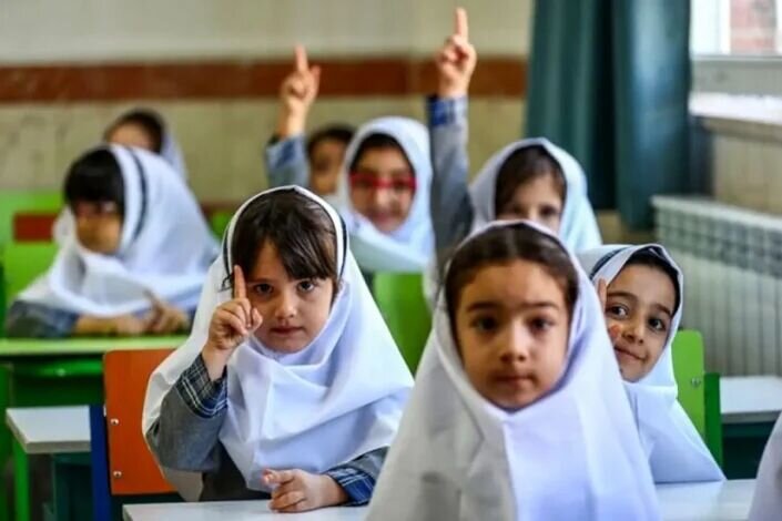 کاهش سن ورود دانش‌آموزان به مدرسه/ واکنش آموزش و پرورش