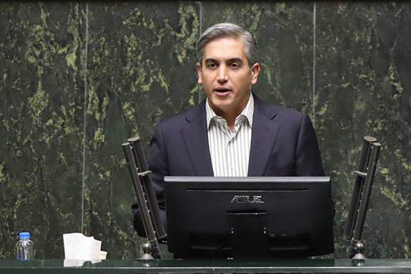 نماینده مجلس شورای اسلامی: اجرای گزیر بانک آینده، گامی برای ثبات و اصلاح نظام بانکی کشور نماینده مجلس شورای اسلامی: اجرای گزیر بانک آینده، گامی برای ثبات و اصلاح نظام بانکی کشور
