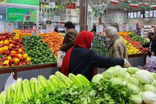تداوم گرانی در بازار سبزیجات تداوم گرانی در بازار سبزیجات