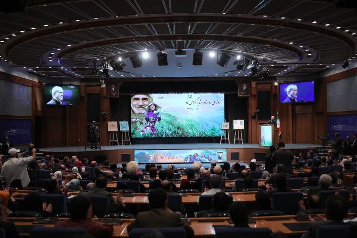 پزشکیان:ایران با همه سلایق و قومیت‌های متنوع متعلق به همه ایرانیان است