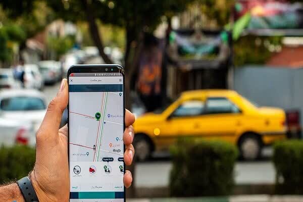 سفرهای بین شهری تاکسی‌های اینترنتی زیر نظر وزارت راه رفت