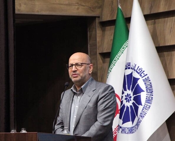قدردانی معاون  وزیر اقتصاد از عملکرد بانک کشاورزی در حمایت از توسعه زنجیره خرما قدردانی معاون  وزیر اقتصاد از عملکرد بانک کشاورزی در حمایت از توسعه زنجیره خرما