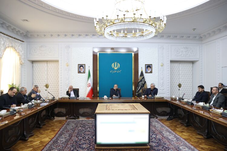 تاکید پزشکیان برتسریع در اجرای قانون مالیات‌های مستقیم و برخورد با دستگاه‌های متخلف