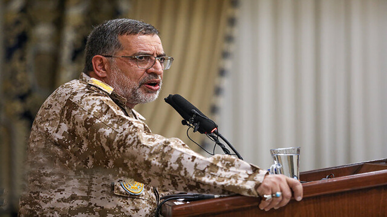 سردار نائینی: بعد از اصابت موشک‌های سپاه به «پالایشگاه بازان»، معادله‌ی جنگ تغییر کرد