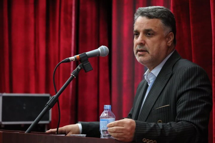 معاون وزیر بهداشت: جامعه به سمت بی فرزندی پیش می رود