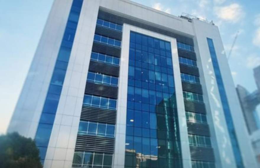 هیأت سرپرستی جدید مؤسسه اعتباری ملل آغاز به کار کرد/ خدمات بدون توقف ادامه دارد