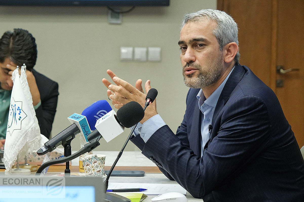 وزیر اقتصاد: بخش قابل توجهی از منابع بودجه سال آینده از مالیات تامین می شود