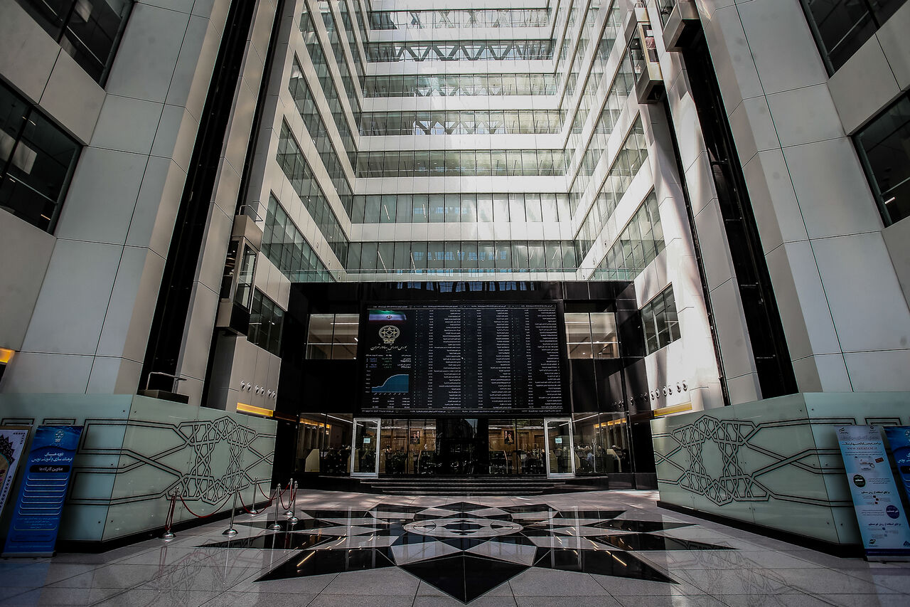 رشد ۳۹ هزار واحدی شاخص بورس در آخرین روز کاری هفته