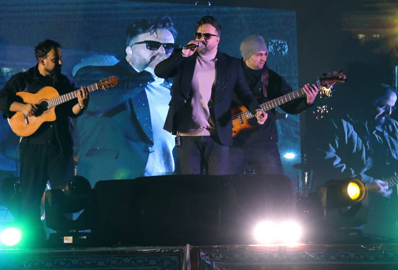 برگزاری کنسرت خیابانی شرق تهران در شب یلدا