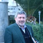 حضرتی: دولت با حذف رانت ارز ترجیحی یارانه را مستقیم به مردم برساند