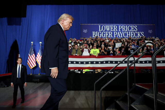 تلگراف: محاصره نظامی ابزار فشار ترامپ برای کشاندن ایران به میز مذاکره است