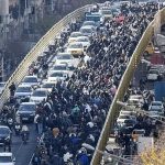 اعتراضات می‌آیند و می‌روند، بحران‌ها اما باقی می‌مانند