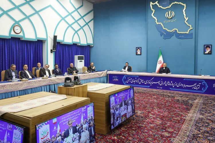 پزشکیان: بدون برنامه ریزی درست و دقیق، توسعه و پیشرفت محقق نخواهد شد