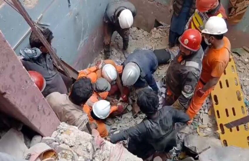 ۱۴ کشته در حادثه انفجار گاز شهری در کراچی پاکستان