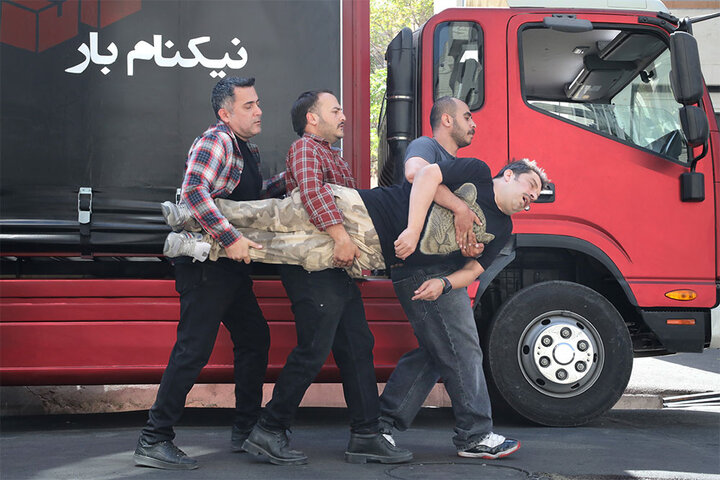 عباس جمشیدی‌فر از «اسباب زحمت» گفت؛ به پیشنهاد آقاخانی «نه» نمی‌گویم