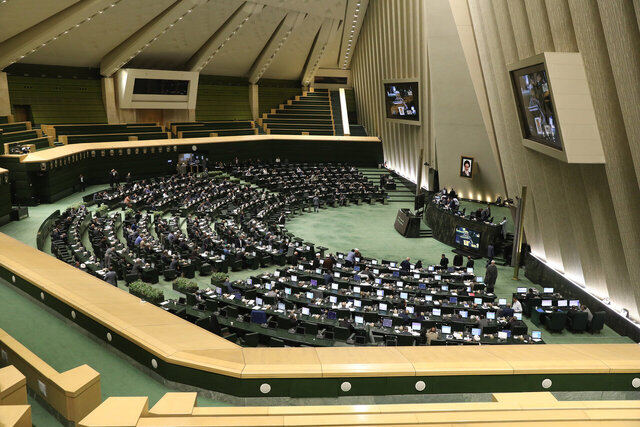 تکلیف مجلس به وزارت کشور برای راه اندازی سامانه برخط مدیریت اجتماع و راهپیمایی‌ها