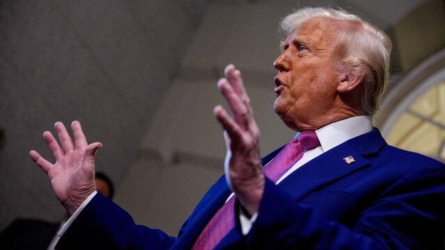 ترامپ قانونگذاران آمریکایی را به «عواقب» پس زدن تعرفه ها تهدید کرد