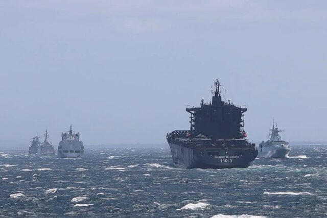 استقبال فرمانده نیروی دریایی سپاه از ناوگروه شهید مهدوی