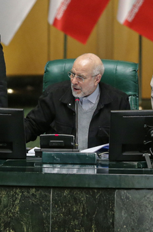 سقف معافیت مالیات بر درآمد ۴۰ میلیون تومان شد/ تعیین نرخ پلکانی برای اخذ مالیات