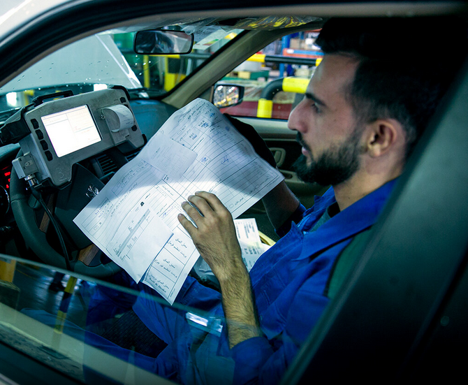 قیمت های جدید خودرو پس از تایید کارگروه بانک مرکزی ابلاغ شد