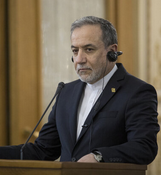 عراقچی: در مذاکرات با آمریکا تهدید در برابر تسلیم مطرح نیست