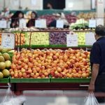 ذخیره کالاهای اساسی در تهران تا چندین ماه/ انبارها دائماً شارژ می‌شود