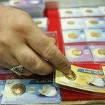 قیمت طلا و سکه در بازار پایین آمد/ توضیح اتحادیه طلا درباره روند کاهشی قیمت‌ها